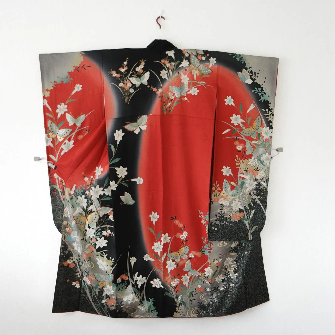 Furisode (Awase) – Pure Silk – Butterflies & Lilies – Red×Black – 153/65.5/107