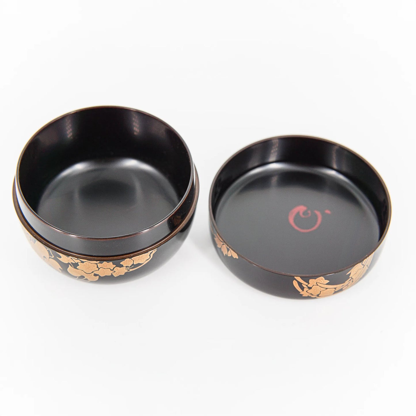 Hanamaru Hira-natsume – Black Lacquer Tea Caddy with Gold Maki-e Floral Crests