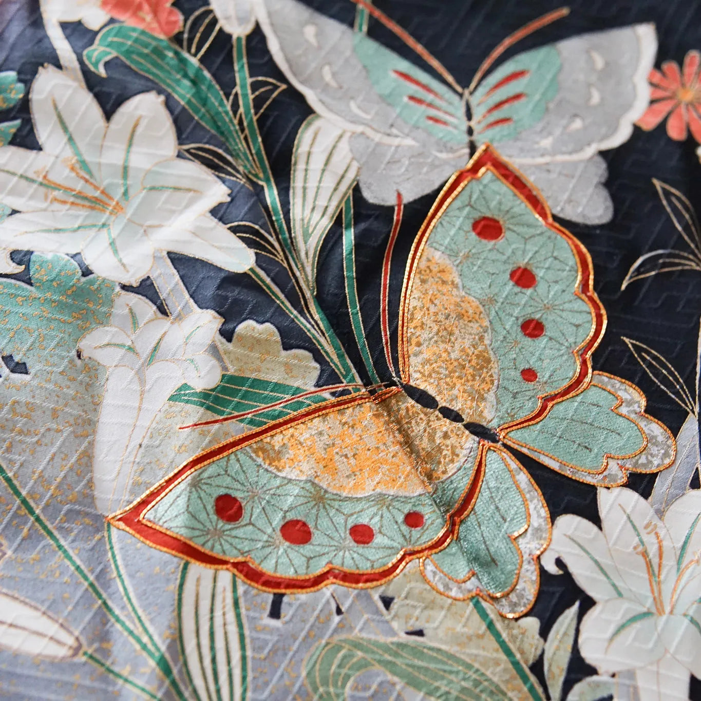 Furisode (Awase) – Pure Silk – Butterflies & Lilies – Red×Black – 153/65.5/107