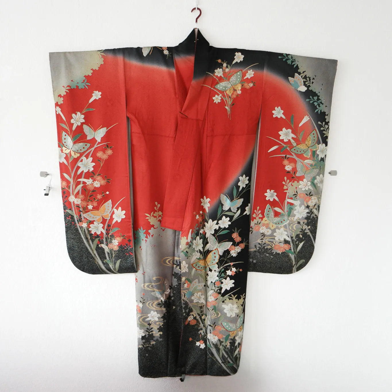 Furisode (Awase) – Pure Silk – Butterflies & Lilies – Red×Black – 153/65.5/107