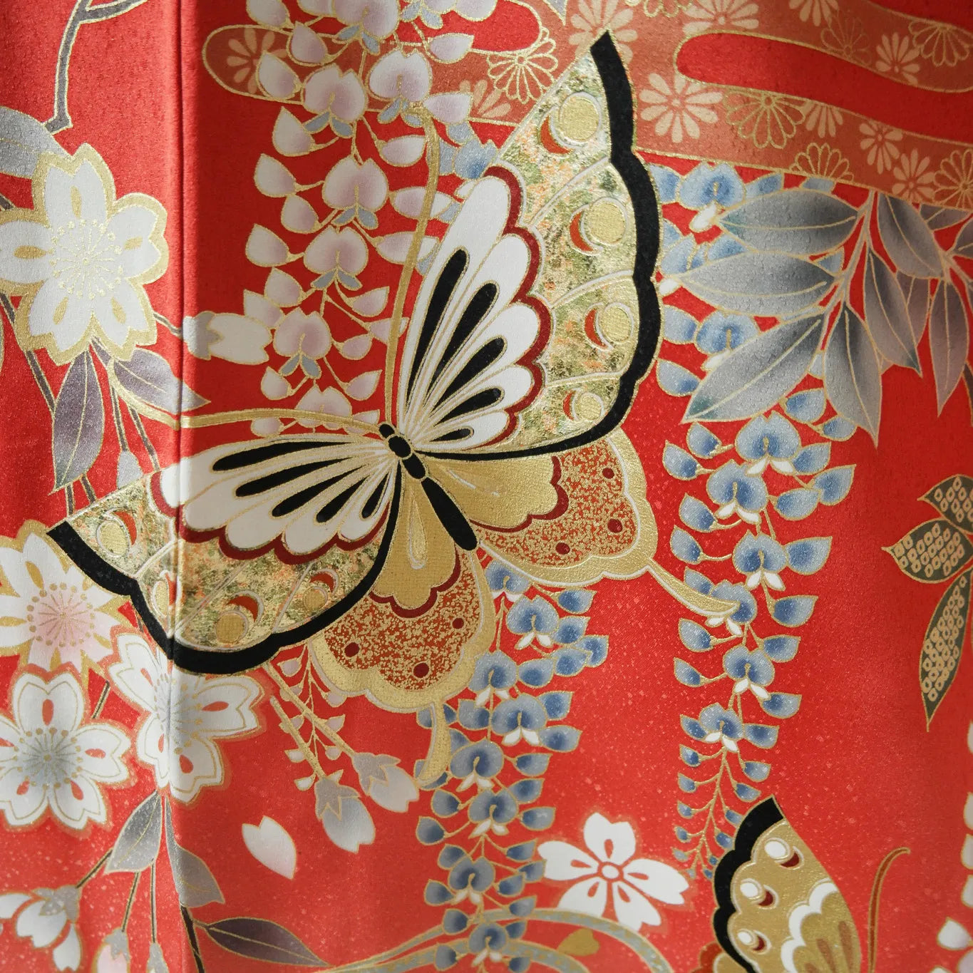 Furisode (Awase) – Silk – Sakura Bokashi, Black Ombré Hem – Red – 147/65/104