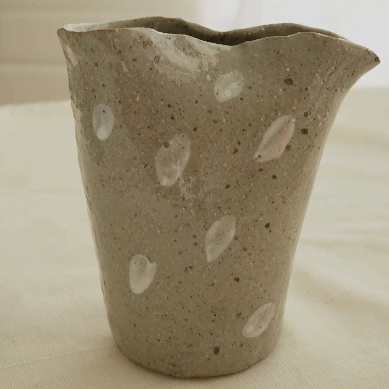 Seto Ware Cat Motif Tokkuri Sake Pourer