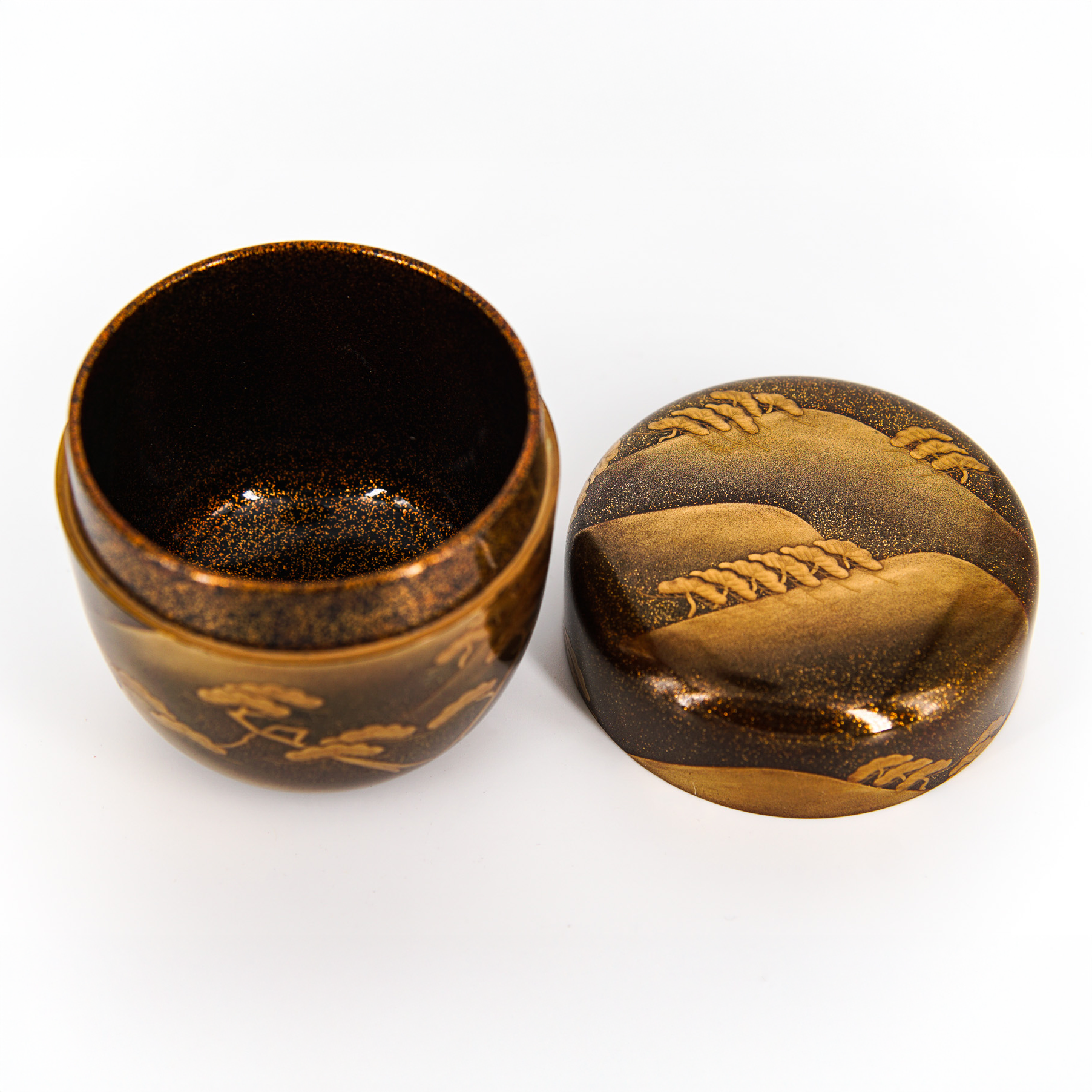 Vintage Natsume Tea Caddy – Wajima-nuri Maki-e by Masasuke Sugitani