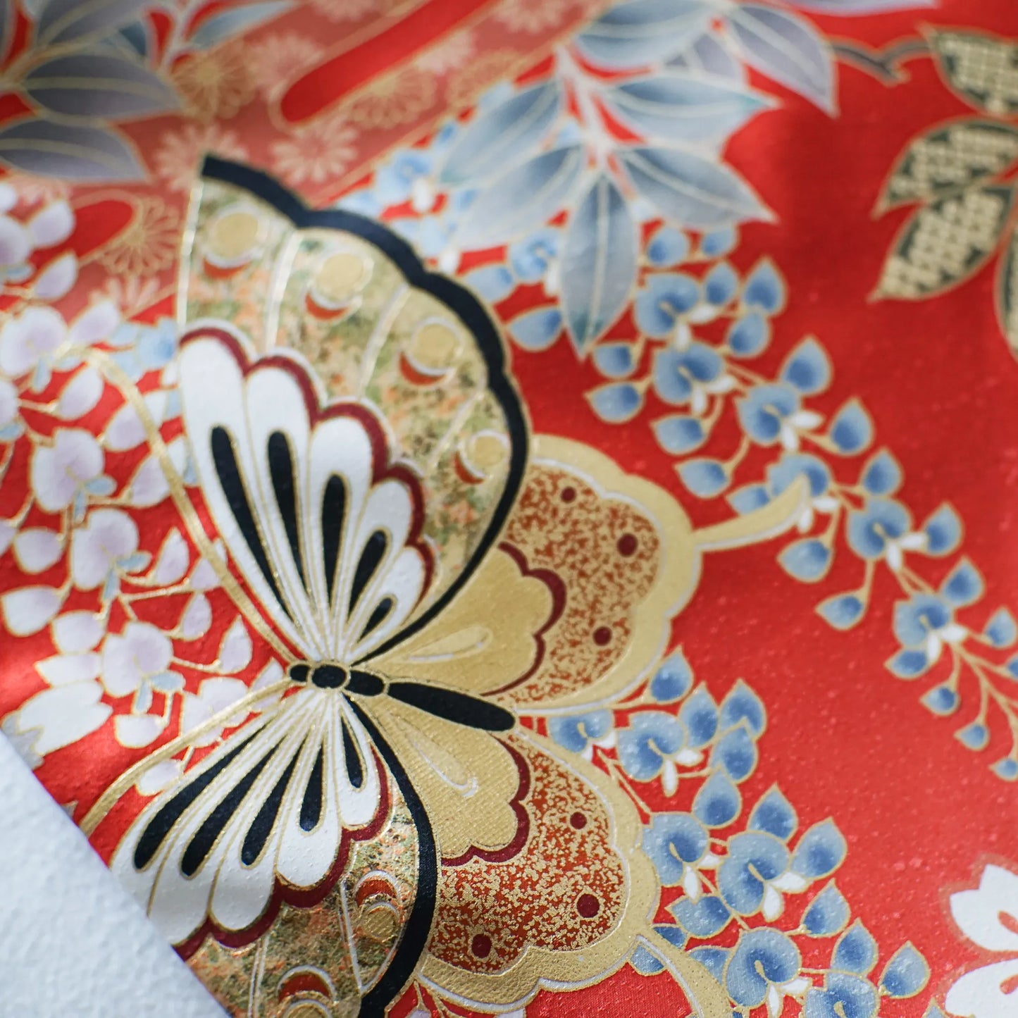 Furisode (Awase) – Silk – Sakura Bokashi, Black Ombré Hem – Red – 147/65/104