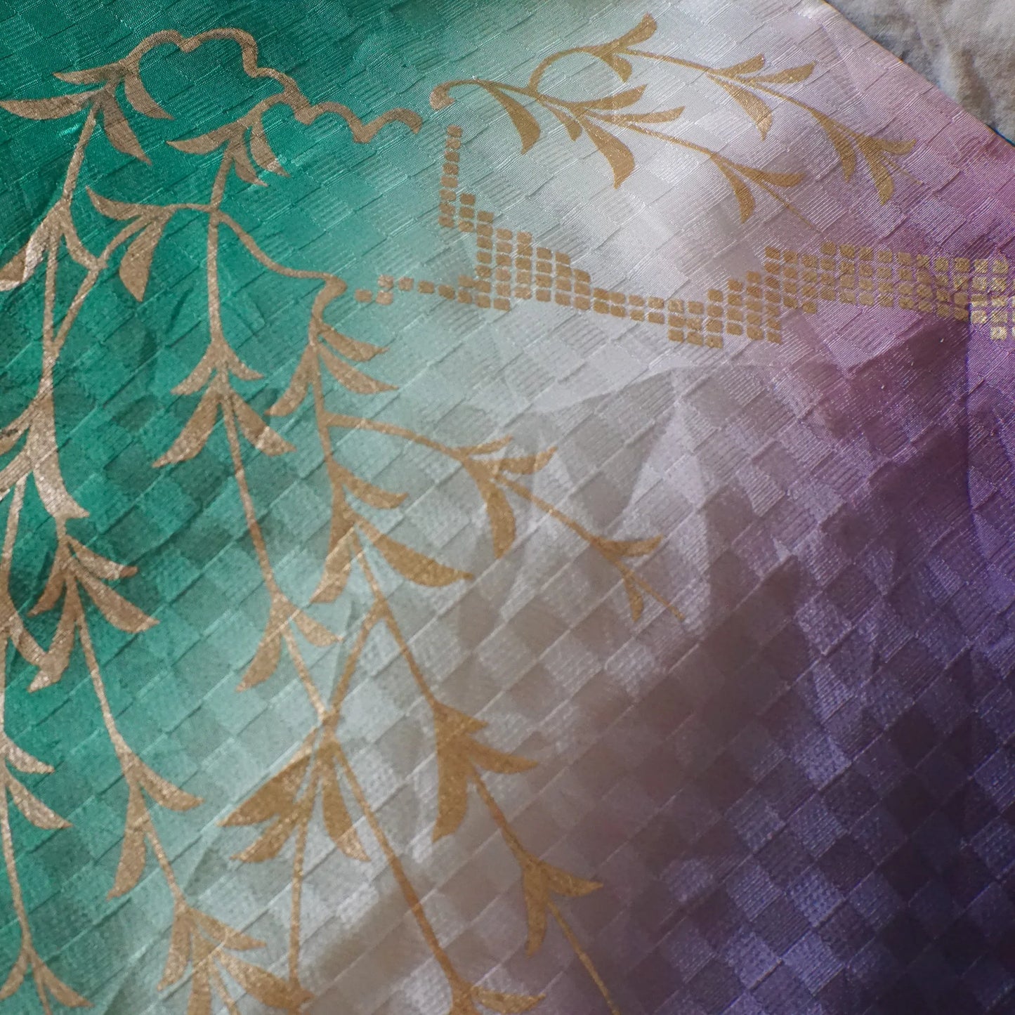Hōmongi – Washable Kimono – Gold Willows & Bridge – Green×Purple Gradient – 153/64/53