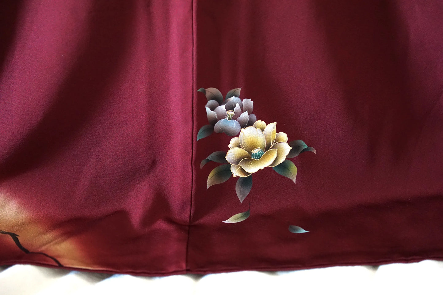 Awase Houmongi Kimono – Silk Chirimen – Burgundy Magnolias (Tall) – 176/71/48