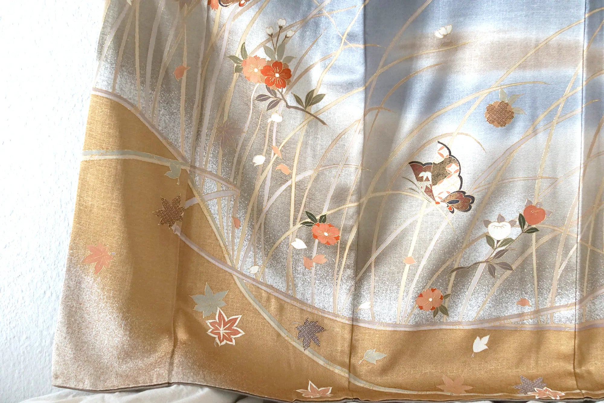 Awase Kimono – Silk Rinzu w/ Koma Shishū – Blue-Grey & Gold, Butterflies & Florals – 164/67.5/48