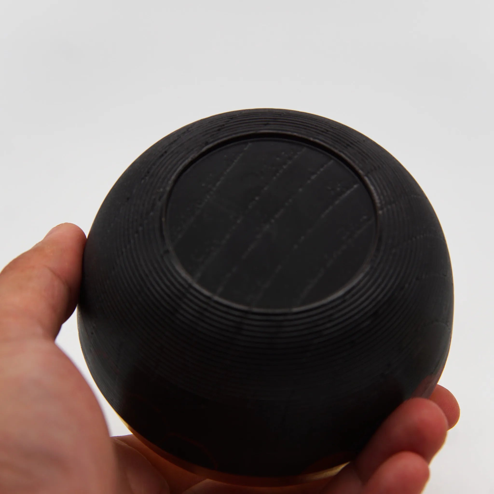 Large Flat Matcha Tea Container with Paulownia & Chrysanthemum Maki-e by Tsukushiro Tsukuryou