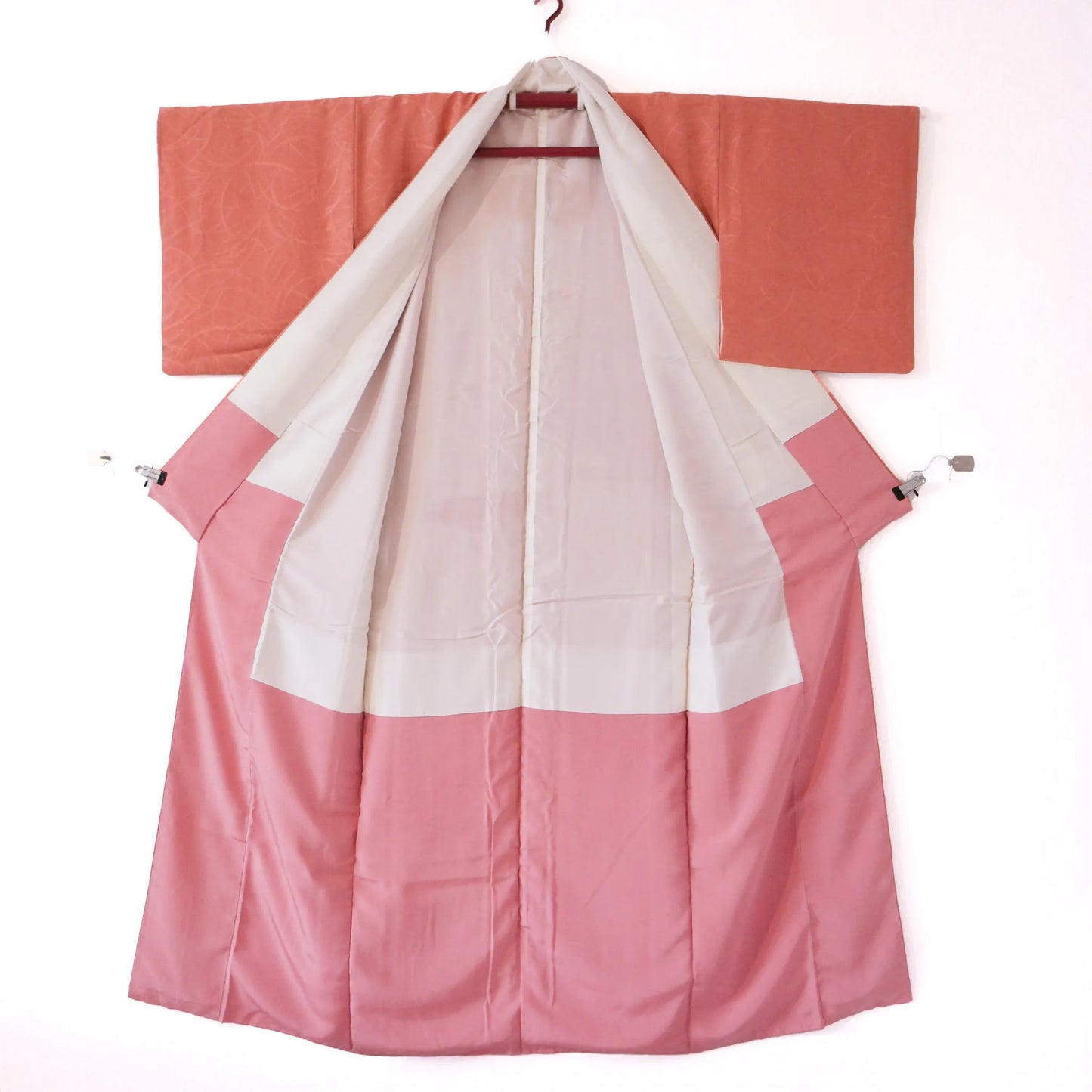 Iromuji (Awase) – Silk Rinzu – Dusty Pink (Mukōmon) – 159/62/44.5
